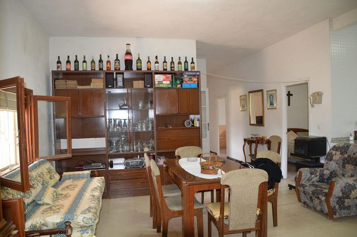 Image No.31-4 Bed House for sale