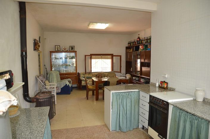 Image No.7-4 Bed House for sale