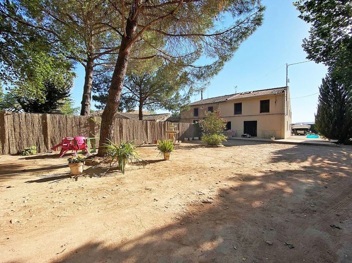Image No.19-4 Bed Country House for sale