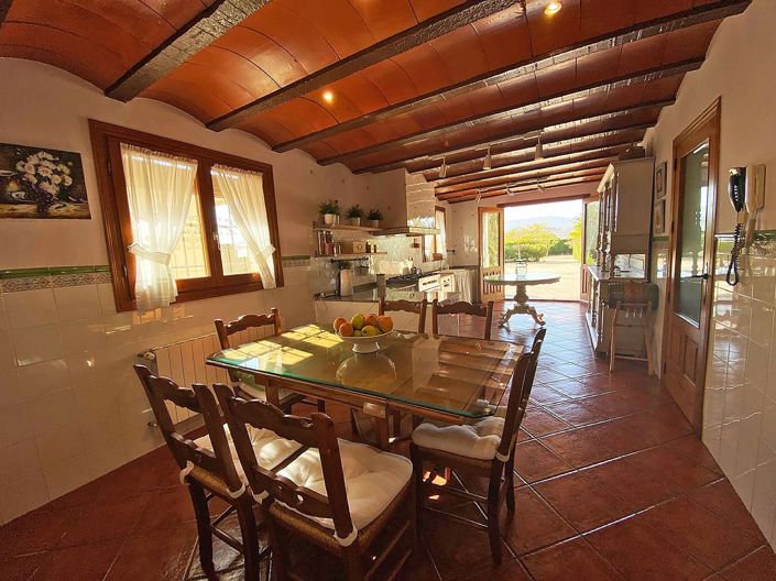Image No.35-4 Bed Country House for sale