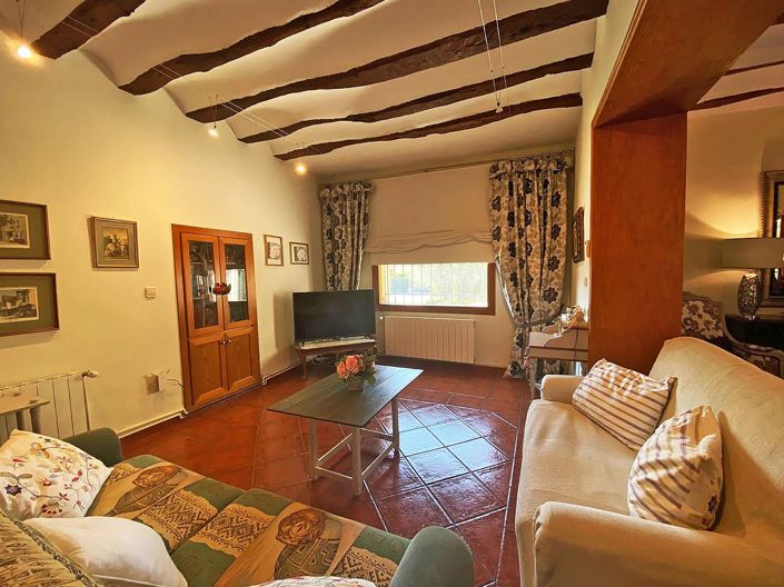 Image No.4-4 Bed Country House for sale