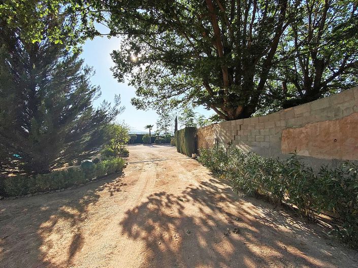 Image No.8-4 Bed Country House for sale