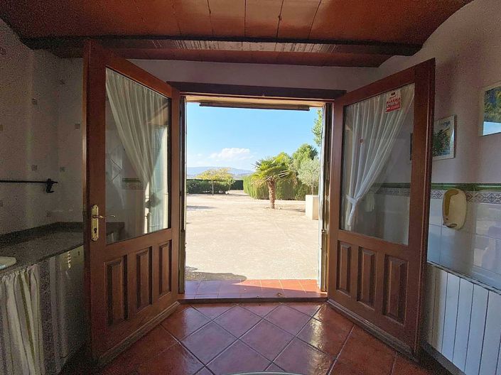 Image No.9-4 Bed Country House for sale