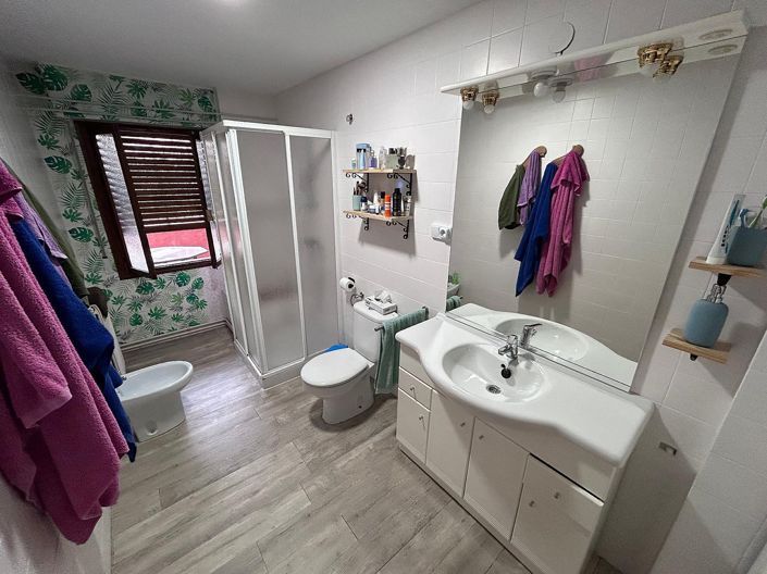 Image No.45-6 Bed Villa for sale