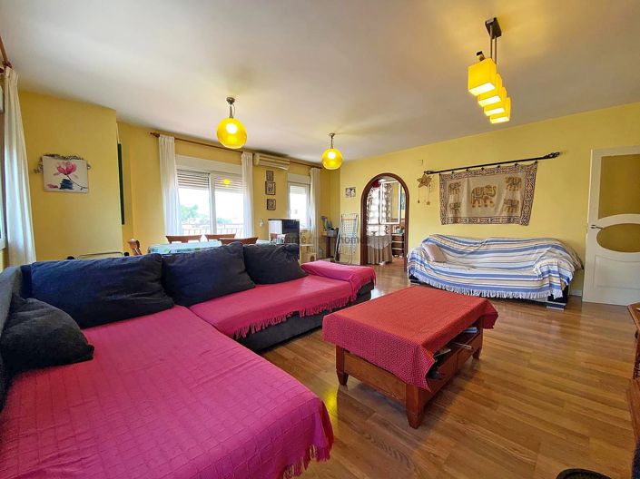 Image No.10-3 Bed Apartment for sale