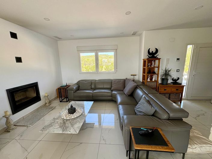 Image No.37-5 Bed Villa for sale