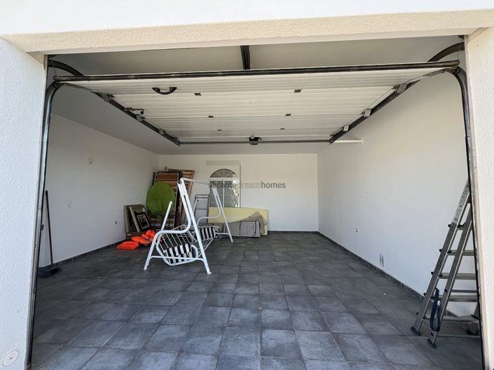 Image No.18-4 Bed Villa for sale