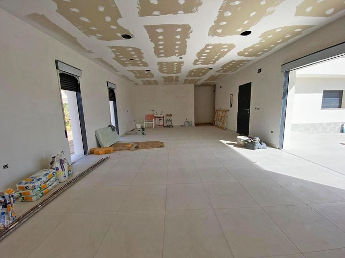 Image No.3-3 Bed Villa for sale