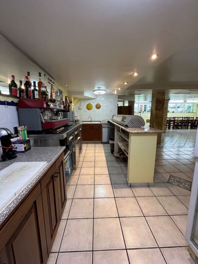 Image No.20-4 Bed Townhouse for sale