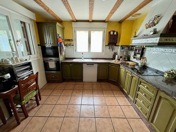 Image No.7-4 Bed Townhouse for sale