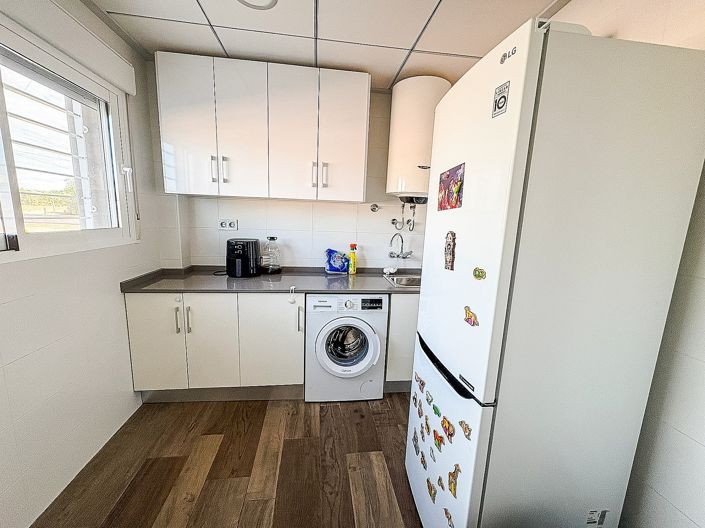 Image No.28-8 Bed Villa for sale