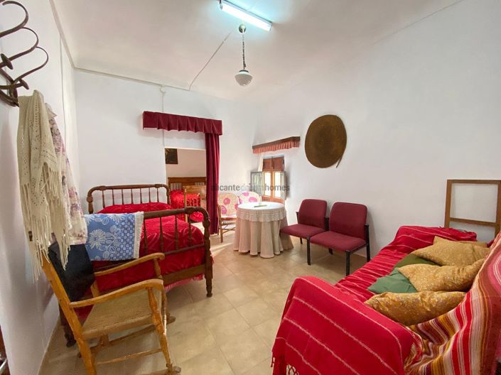 Image No.13-Maison de campagne de 8 chambres à vendre à Pinoso