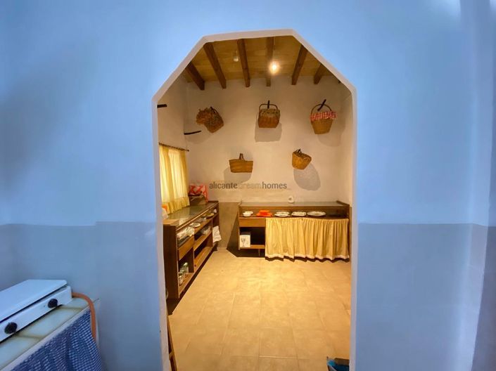 Image No.20-Maison de campagne de 8 chambres à vendre à Pinoso