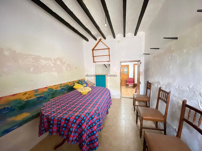 Image No.21-Maison de campagne de 8 chambres à vendre à Pinoso