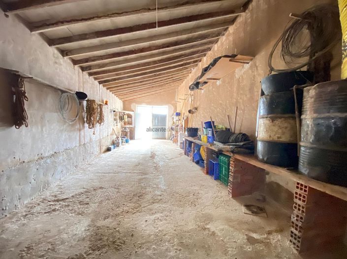 Image No.24-Maison de campagne de 8 chambres à vendre à Pinoso