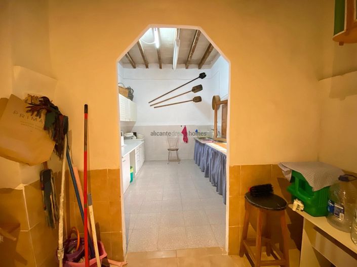 Image No.30-Maison de campagne de 8 chambres à vendre à Pinoso