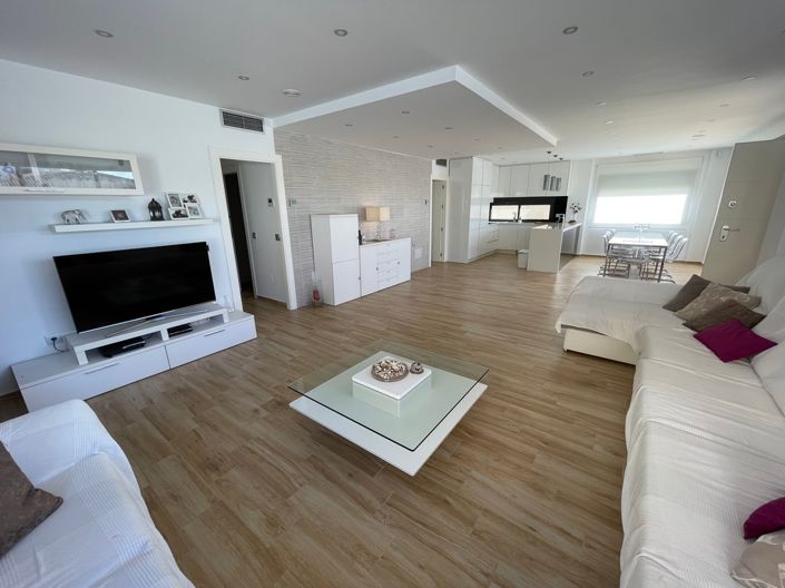 Image No.25-6 Bed Villa for sale