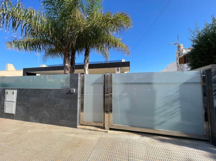 Image No.5-6 Bed Villa for sale