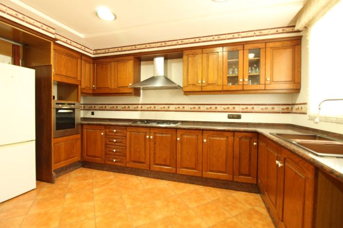 Image No.10-4 Bed Villa for sale