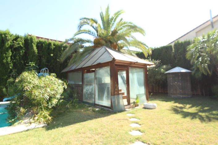 Image No.3-4 Bed Villa for sale