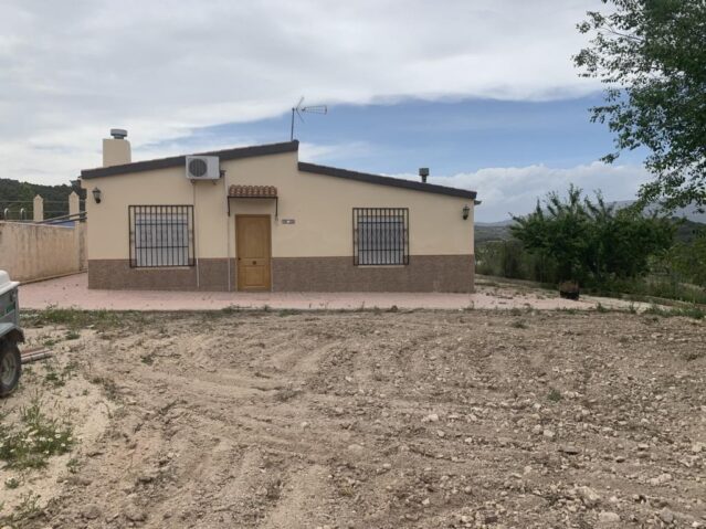 Image No.1-4 Bed Finca for sale