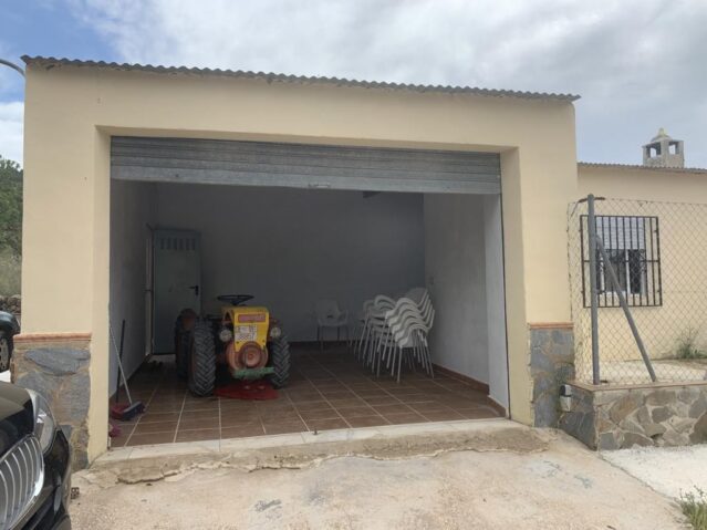 Image No.2-4 Bed Villa for sale