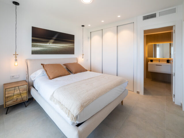 Image No.13-3 Bed Apartment for sale