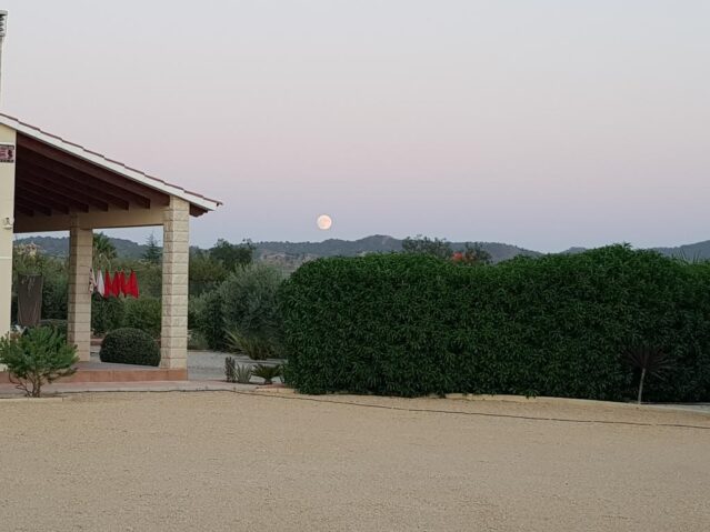 Image No.18-5 Bed Villa for sale