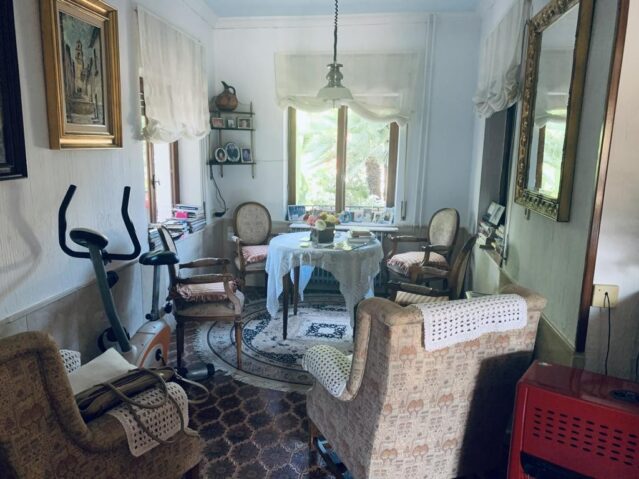 Image No.7-9 Bed Villa for sale