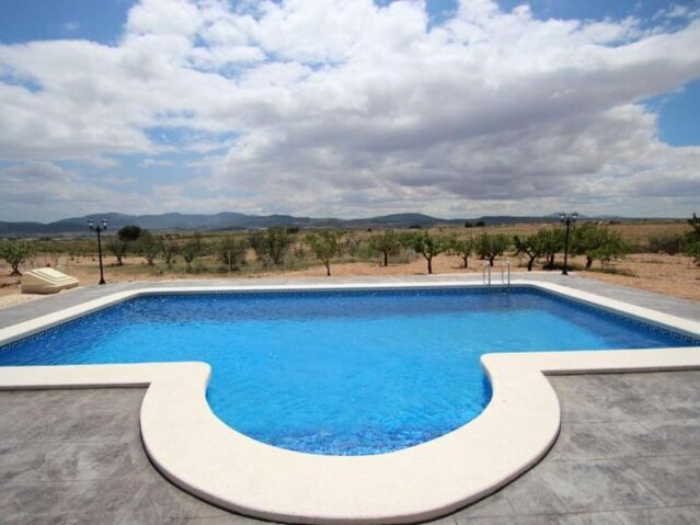 Image No.2-3 Bed Villa for sale