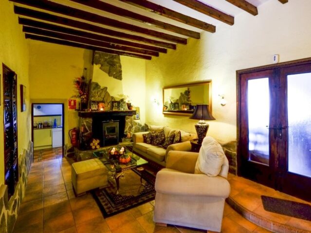 Image No.4-6 Bed Villa for sale
