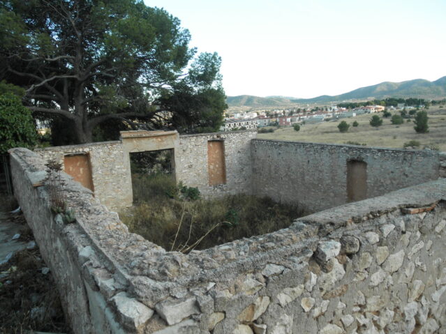 Image No.15-5 Bed Villa for sale