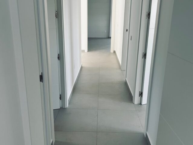 Image No.3-3 Bed Villa for sale