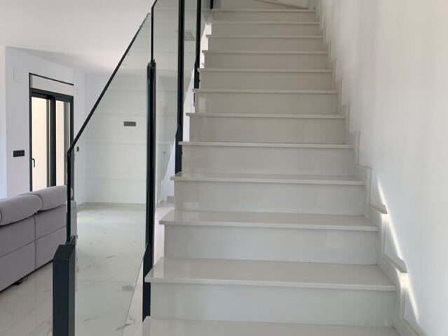 Image No.9-4 Bed Villa for sale