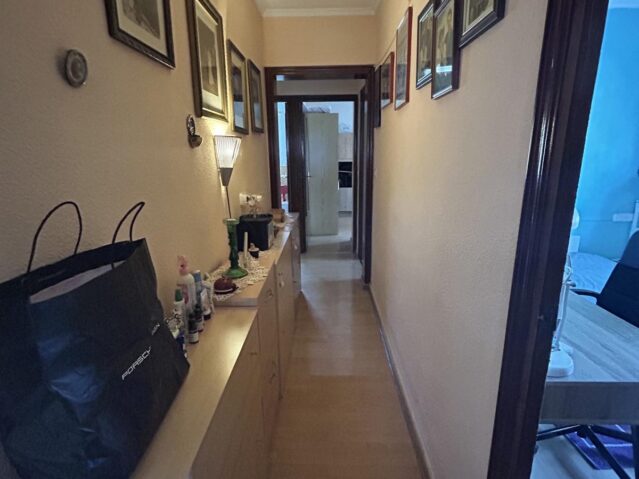 Image No.9-5 Bed Apartment for sale