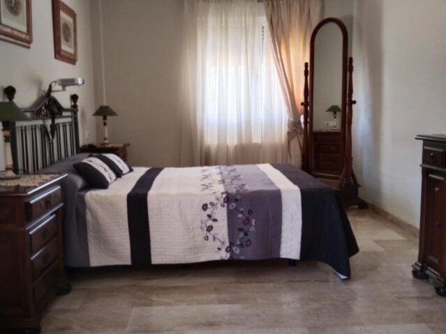 Image No.14-Villa de 5 chambres à vendre à Monóvar