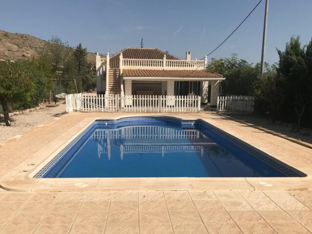 Image No.1-Villa de 3 chambres à vendre à Alicante