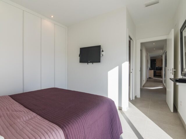 Image No.14-3 Bed Villa for sale