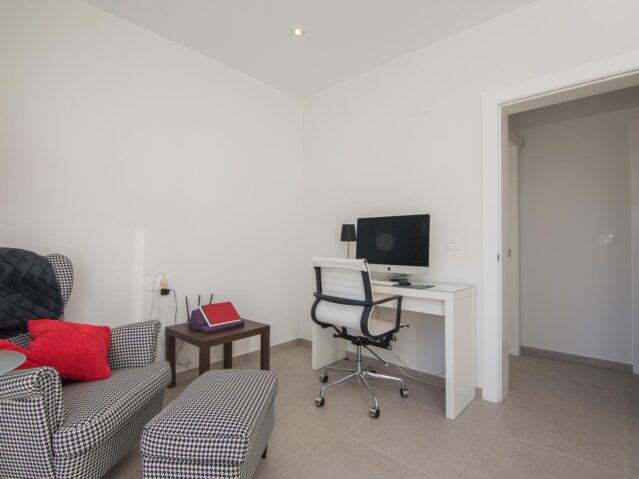 Image No.17-3 Bed Villa for sale