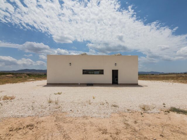 Image No.12-3 Bed Villa for sale