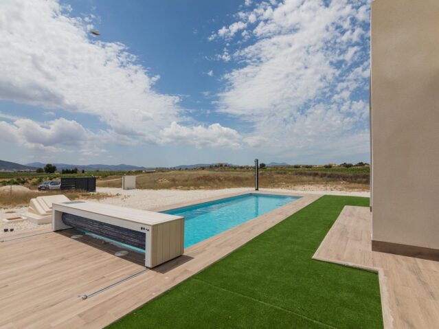 Image No.14-3 Bed Villa for sale