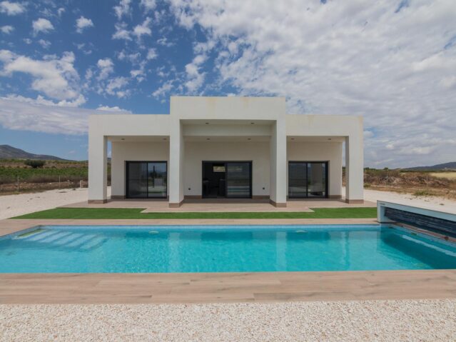 Image No.18-3 Bed Villa for sale