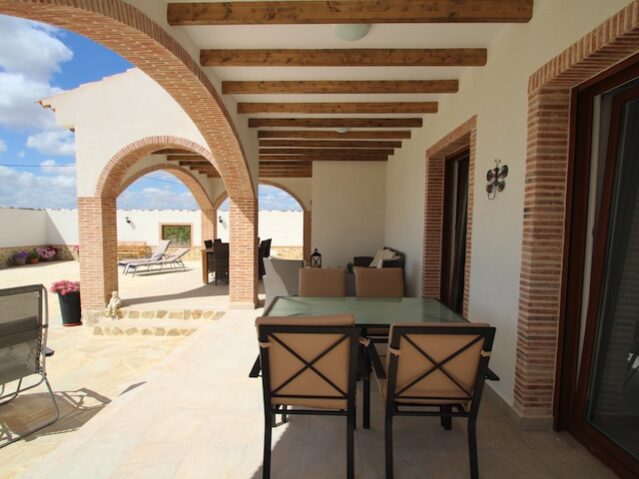 Image No.1-Villa de 3 chambres à vendre à Alicante
