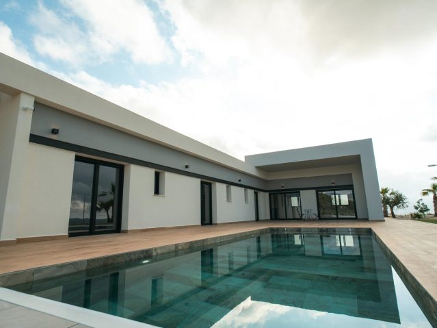 Image No.14-3 Bed Villa for sale
