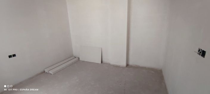 Image No.11-4 Bed Apartment for sale