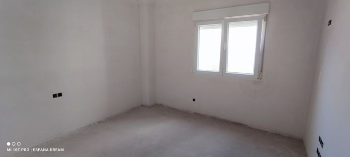 Image No.22-4 Bed Apartment for sale