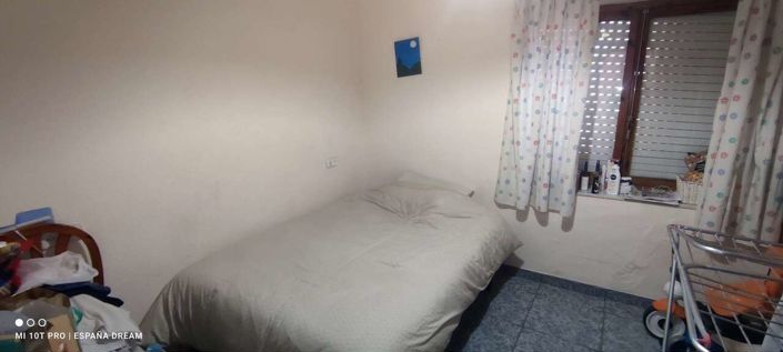 Image No.11-6 Bed Semi-Detached for sale