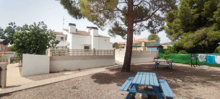 Image No.24-9 Bed Commercial for sale