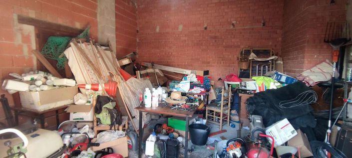 Image No.17-4 Bed Country House for sale