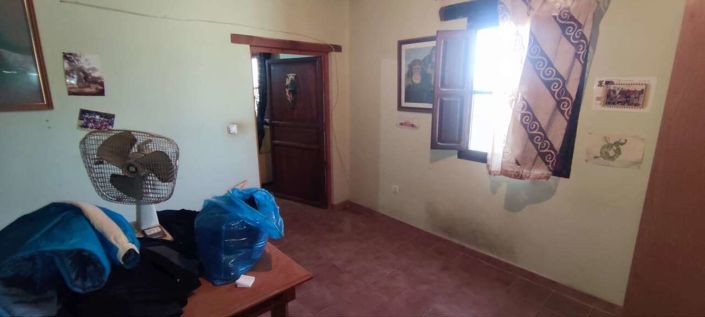 Image No.22-4 Bed Country House for sale